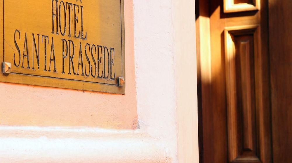 Hotel Santa Prassede Rome Luaran gambar