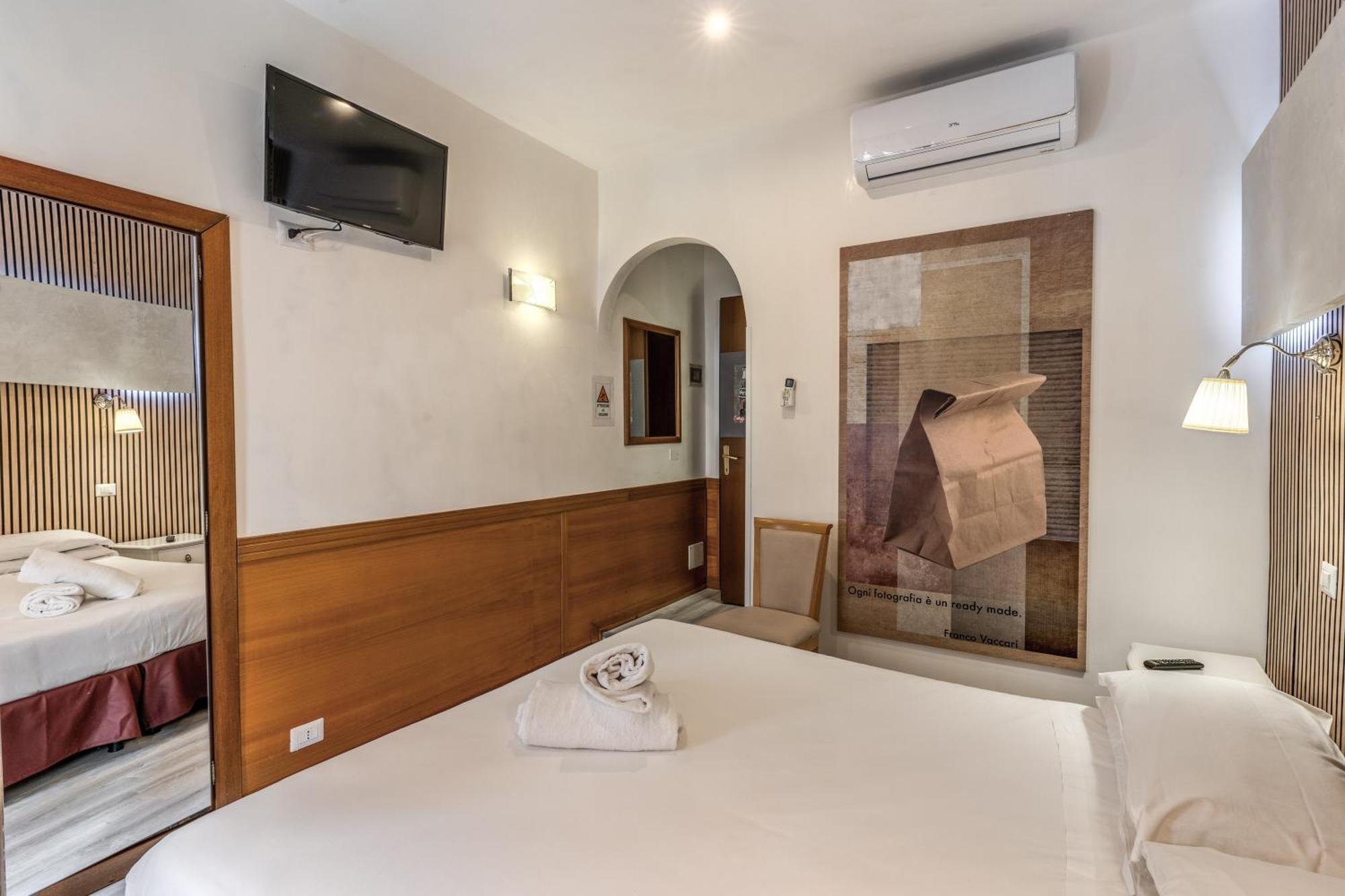 Hotel Santa Prassede Rome Luaran gambar
