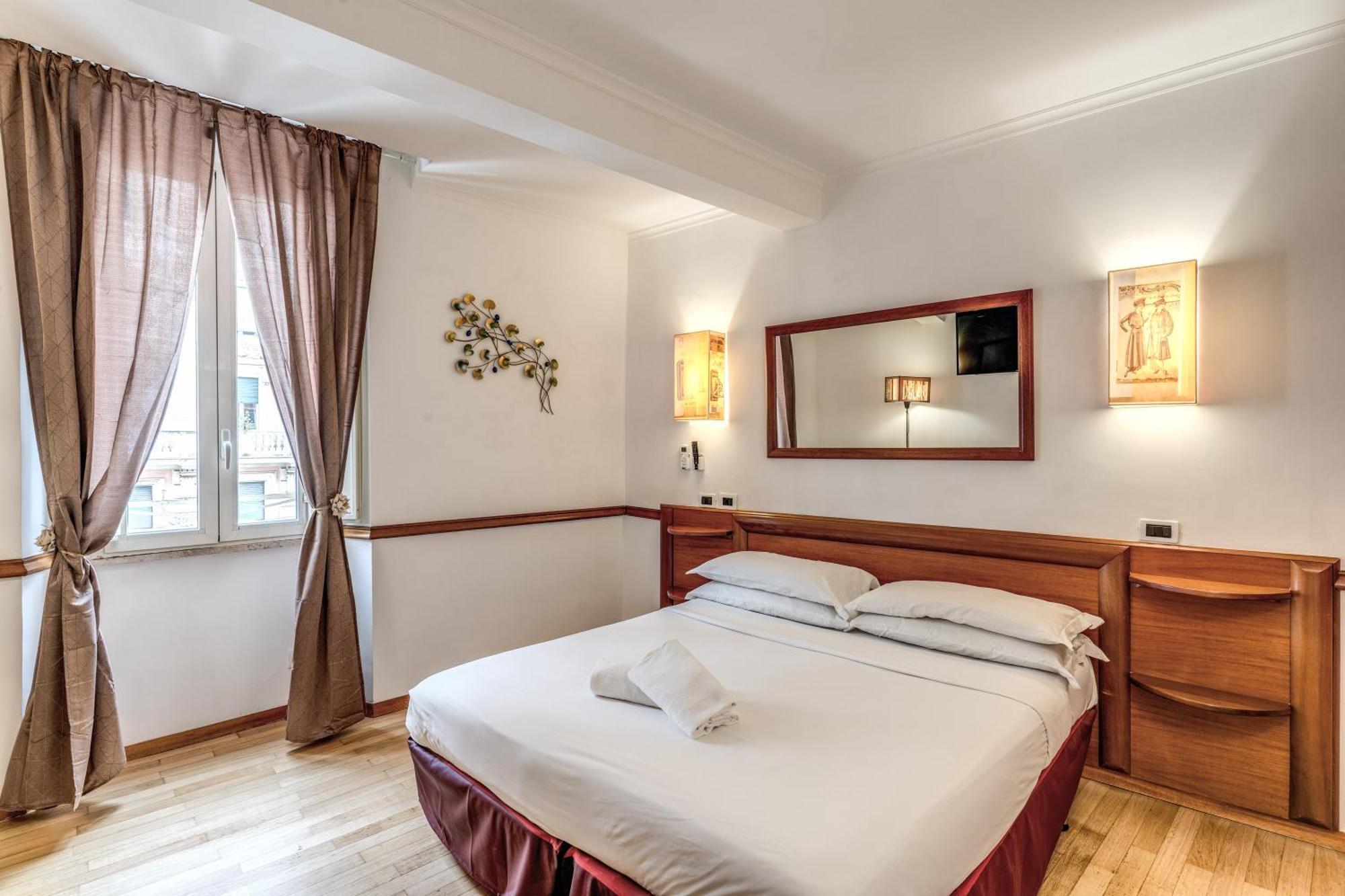 Hotel Santa Prassede Rome Luaran gambar